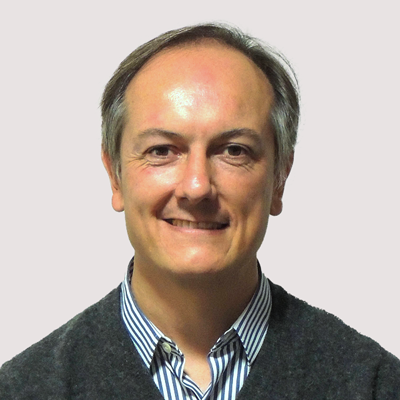 Dr. Claudio M. Escudero